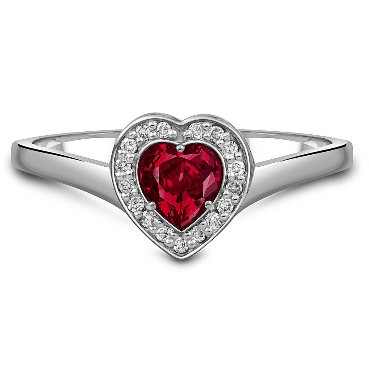 Помолвочное кольцо из платины с бриллиантами и рубином 