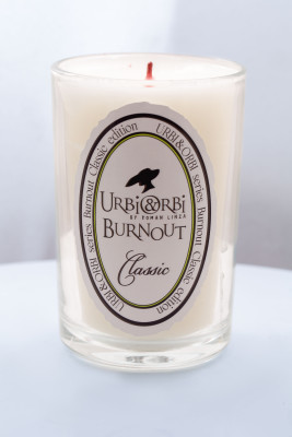 Ароматическая свеча “URBI&amp;ORBI BURNOUT — КИПАРИС” 25О мл (061231)