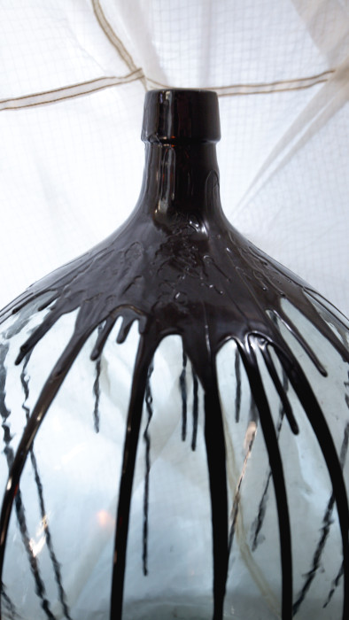 Авторская напольная ваза “URBIORBI” (авторская глазурь, винтажная бутылка 19 век) (061223)