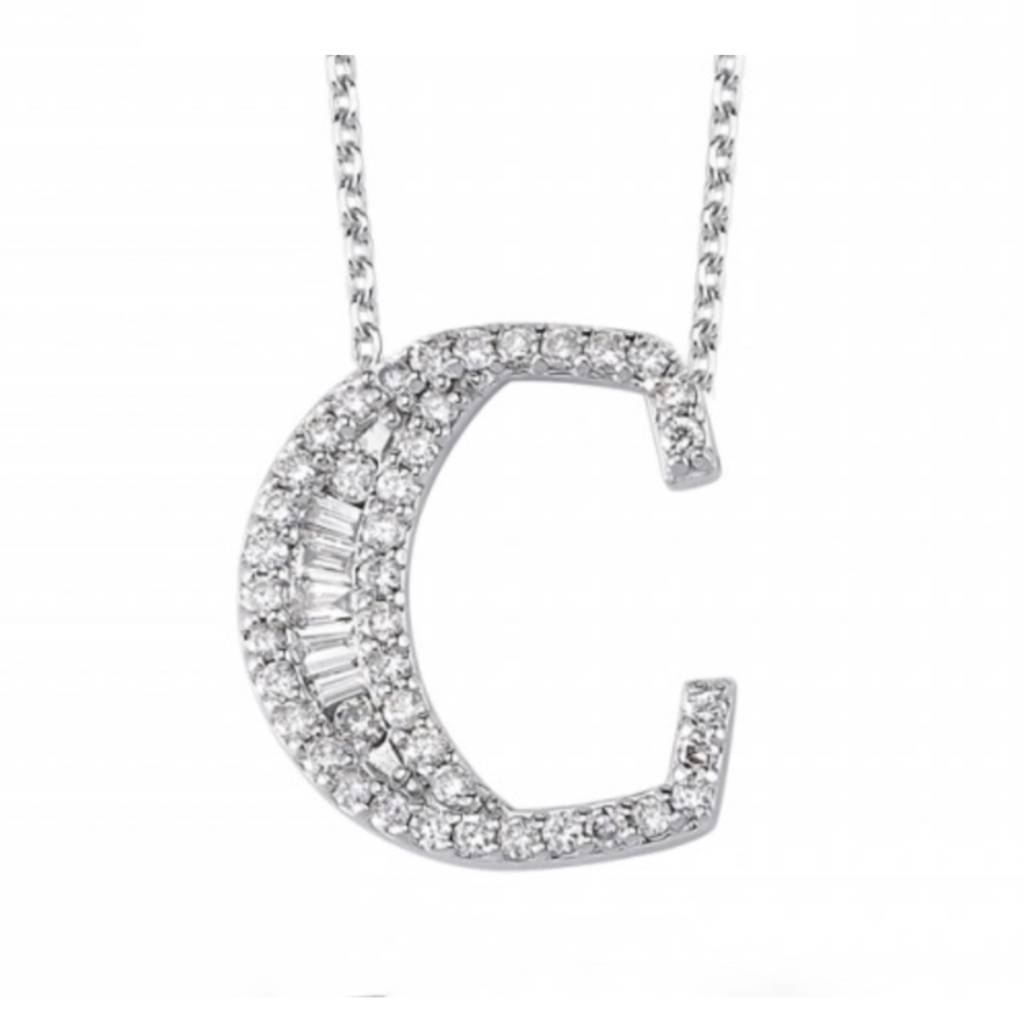 Колье из белого золота с бриллиантами 