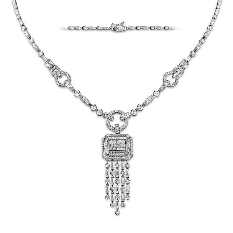 Колье из белого золота с бриллиантами (051974)