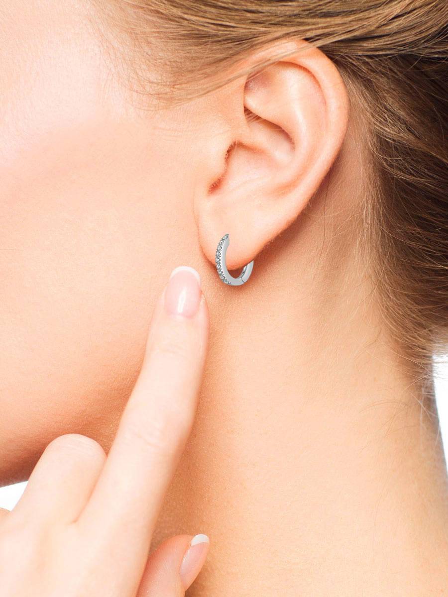 Серьги конго из белого золота с бриллиантами 