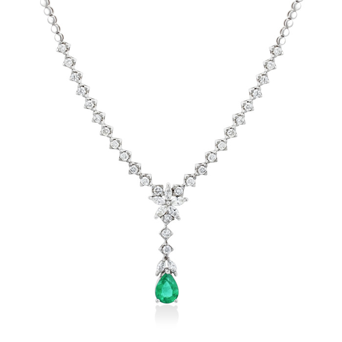 Колье из белого золота с бриллиантами и изумрудом (052329)