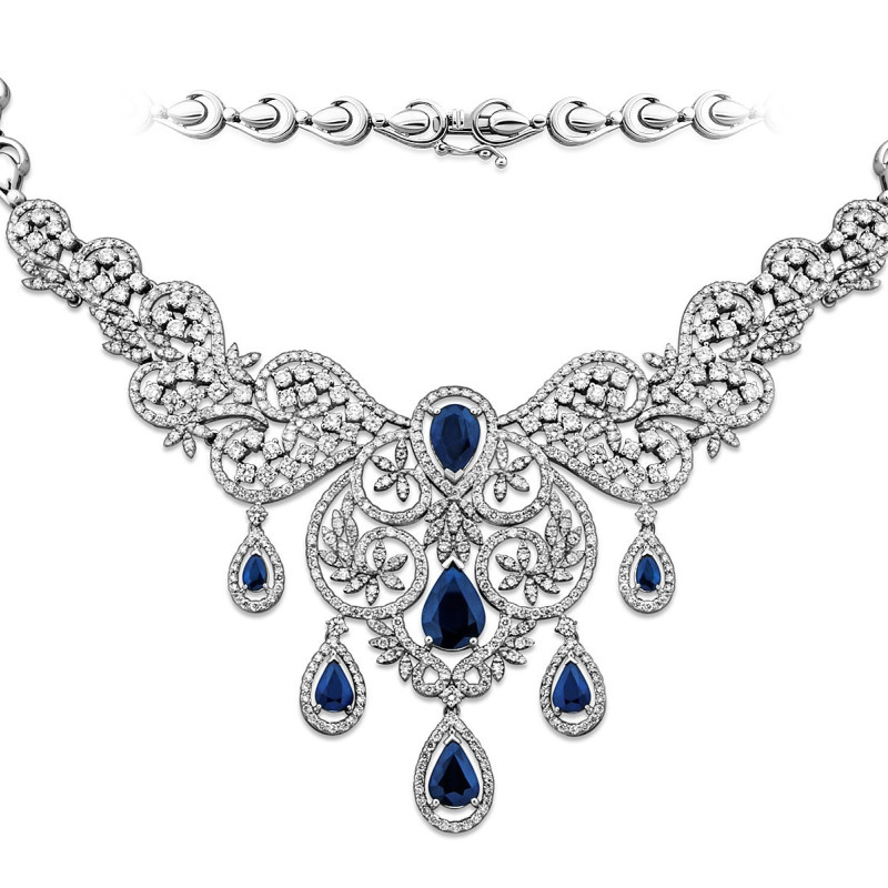 Эксклюзивное колье из белого золота с бриллиантами и сапфирами (010173)