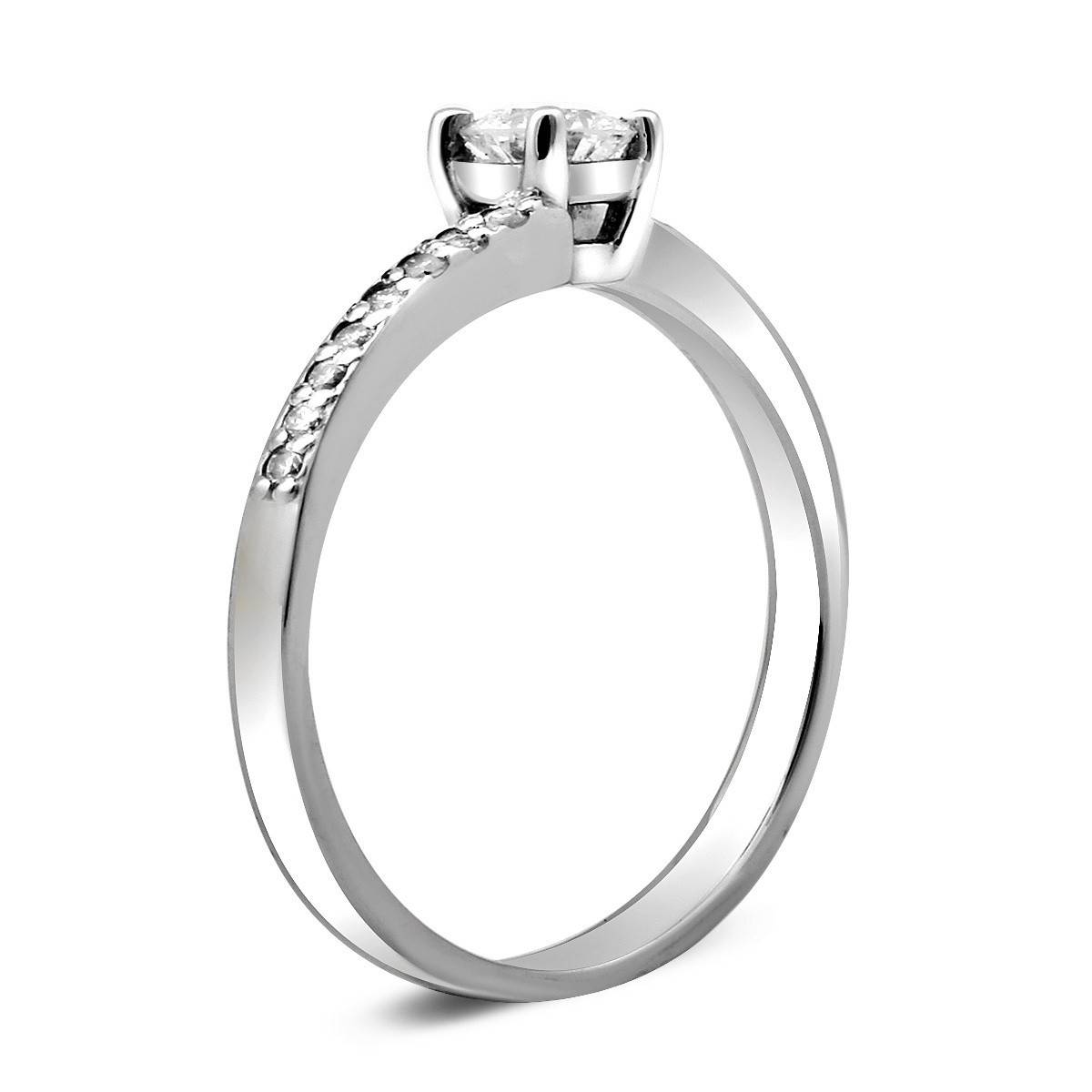 Помолвочное кольцо из платины с бриллиантами (014986)