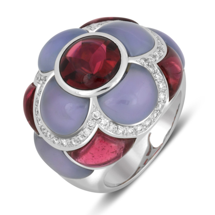 Кольцо из белого золота с бриллиантами, турмалинами и халцедонами (039227)