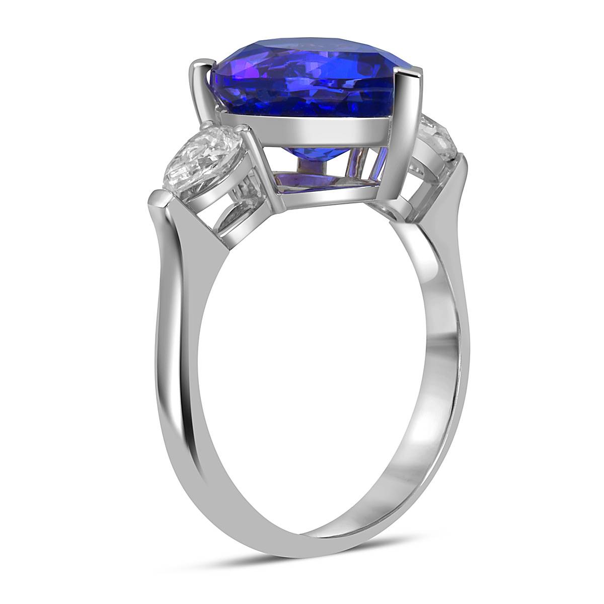 Кольцо из белого золота с бриллиантами и танзанитом (053799)