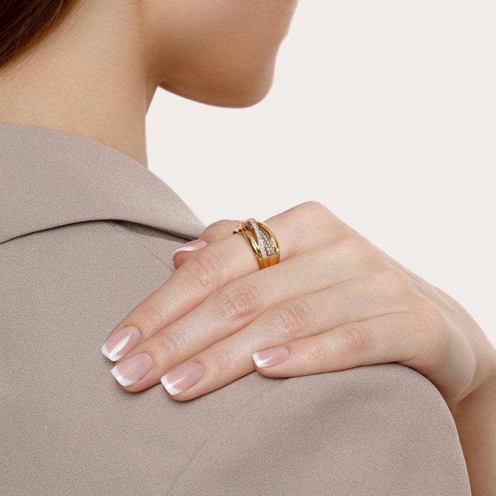 Кольцо из красного золота с бриллиантами (046498)