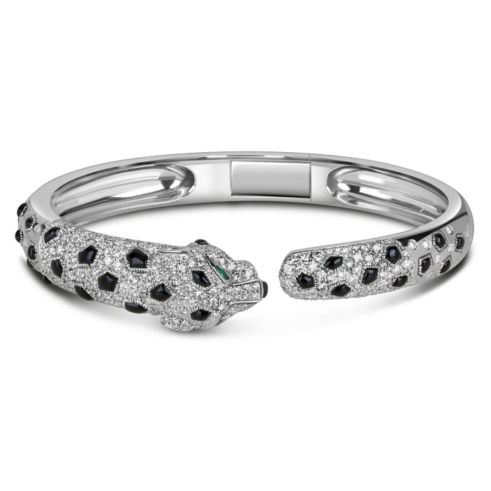 Браслет из белого золота с бриллиантами, ониксом и ситаллами (062523)