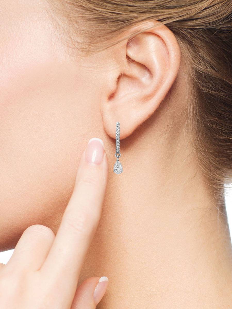 Серьги из белого золота с бриллиантами (035343)