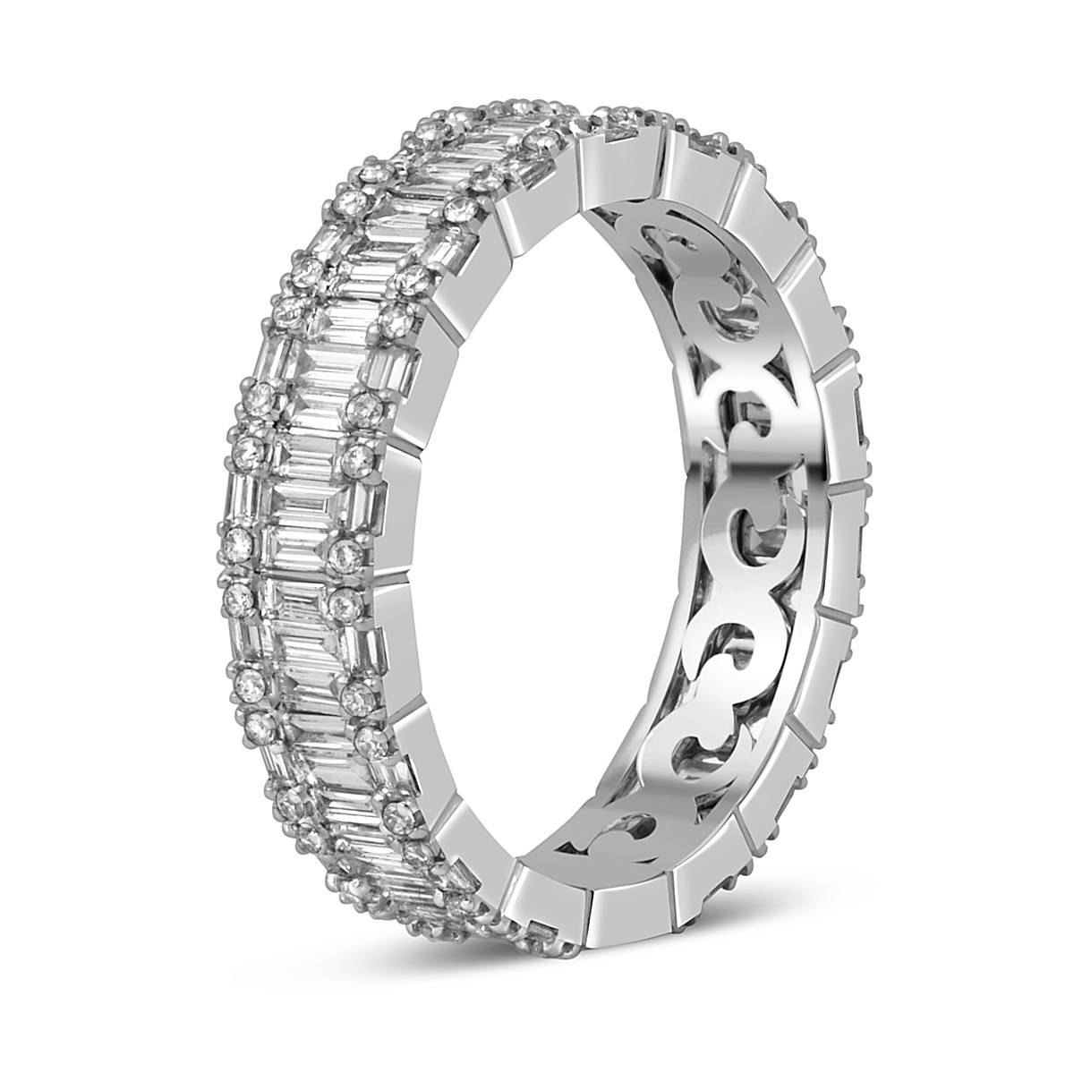 Кольцо из белого золота с бриллиантами 