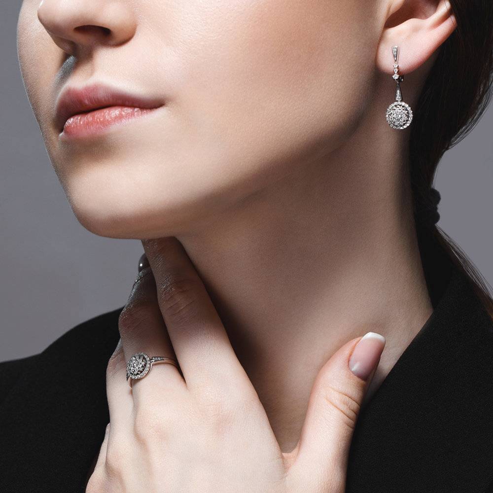 Кольцо из белого золота с бриллиантами (052776)