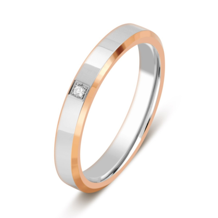 Обручальное кольцо из комбинированного золота с бриллиантом (028725)